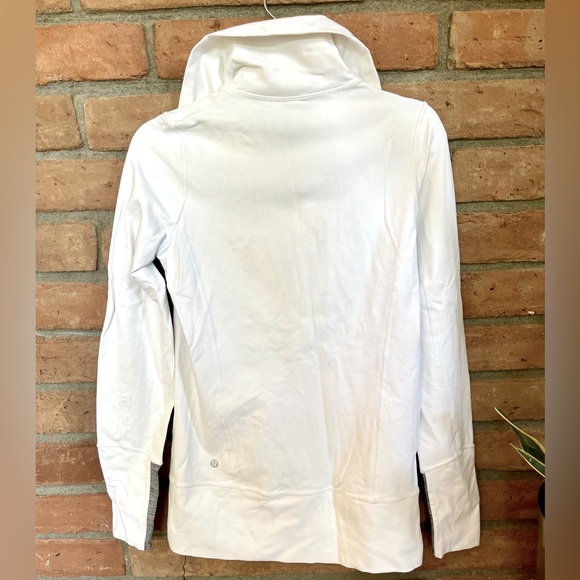 Lululemon hoodie - Picture 3 of 7